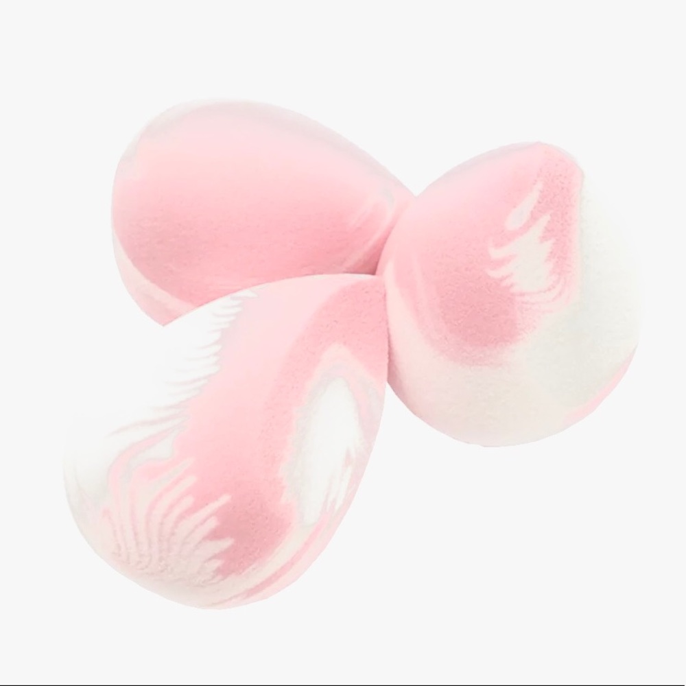 NIB bella beauty | Set of 3 Pink Marble Make Up Blenders